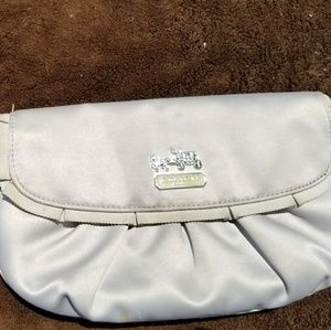 ~authentic ~ coach wristlet/clutch